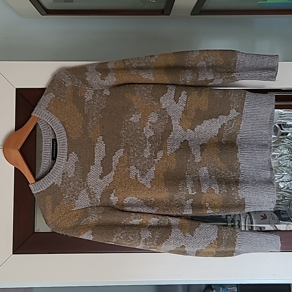 Bansna Republic Sweater ❤️